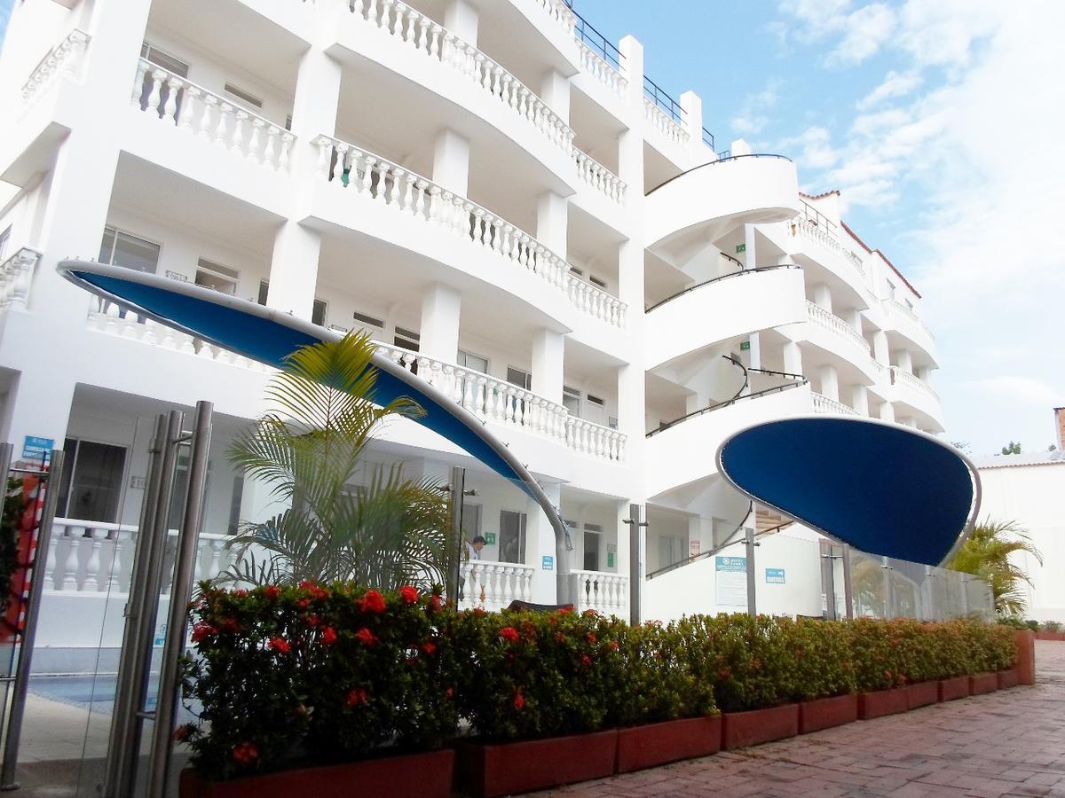 Hotel Zamba จีราร์ดอท ภายนอก รูปภาพ